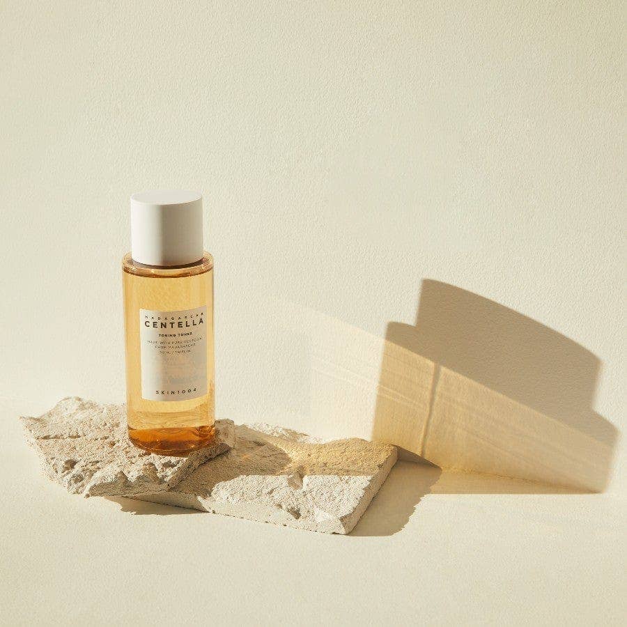 CENTELLA - Tónico tonificante SKIN1004 Madagascar Centella 210 ml - Skinova