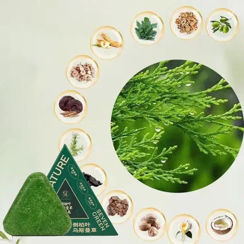 El Nature Triangle Shampoo Bar es un jabón–champú sólido de forma triangular que se volvió viral en redes sociales por su presentación llamativa y por la promesa de ayudar a fortalecer el cabello, reducir la caída y estimular su crecimiento. - Skinova